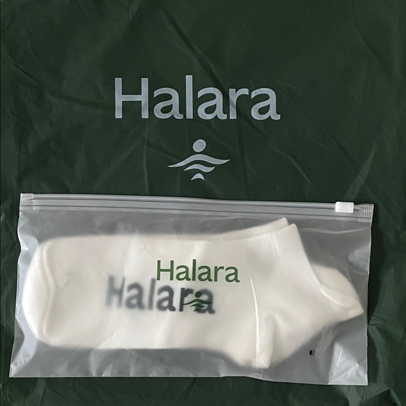 HALARA Accessories - HALARA white ankle Socks